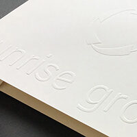 ポケットフォルダー制作事例｜弊社エンボス加工参考デザイン