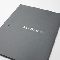 ポケットフォルダー制作事例｜ランチェスター財務株式会社／堀 龍市 税理士事務所 様